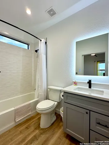 $1,495 | 1946 Rhinestone, Canyon Lake, TX 78133