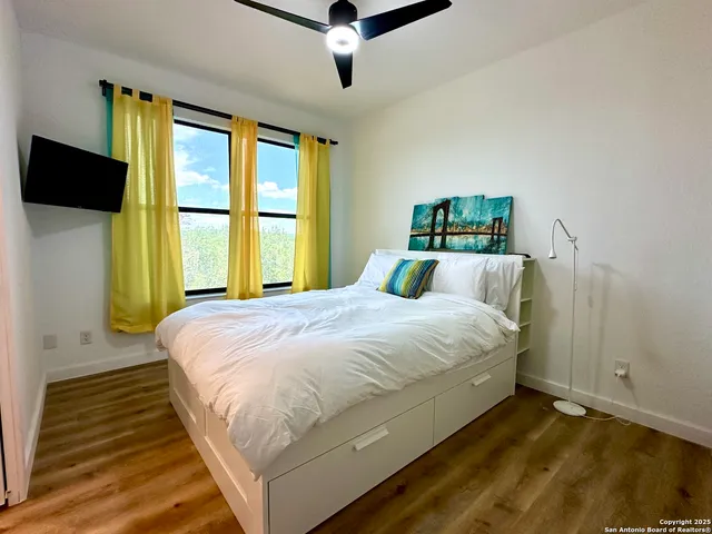 $1,495 | 1946 Rhinestone, Canyon Lake, TX 78133