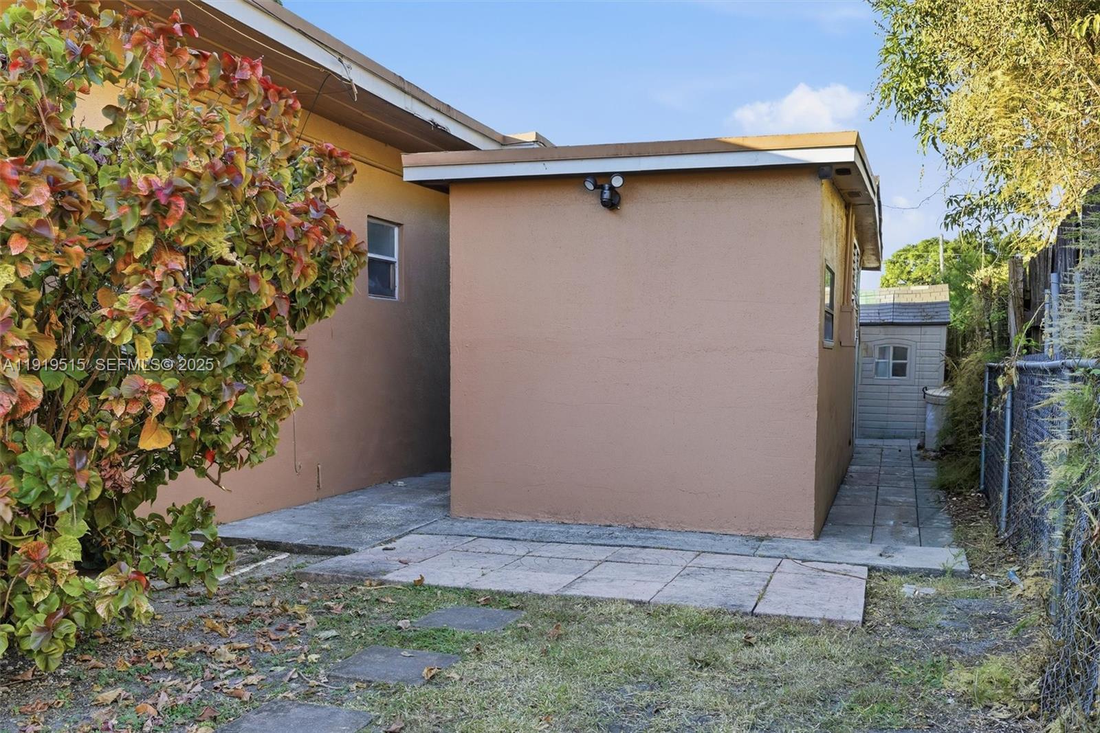 2445 Southwest 18th Street, Unit 5 Miami, FL 33145 - Photo 2 of 10 a view of small space