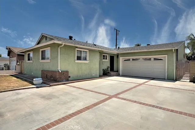 $869,000 | 1316 East Romneya Drive, Anaheim, CA 92805