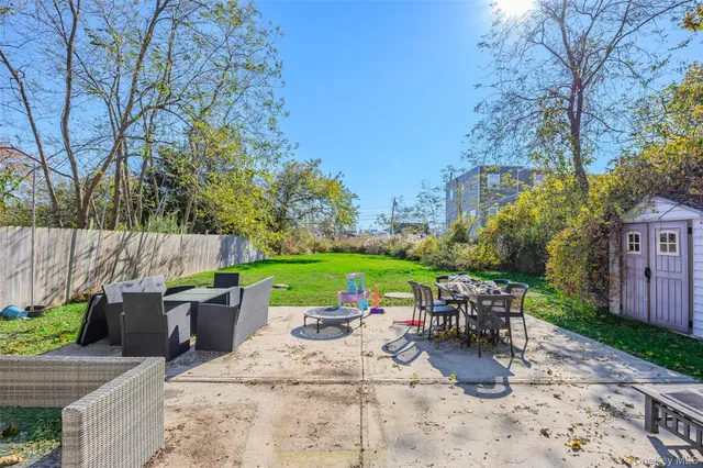a view of outdoor space yard deck and patio