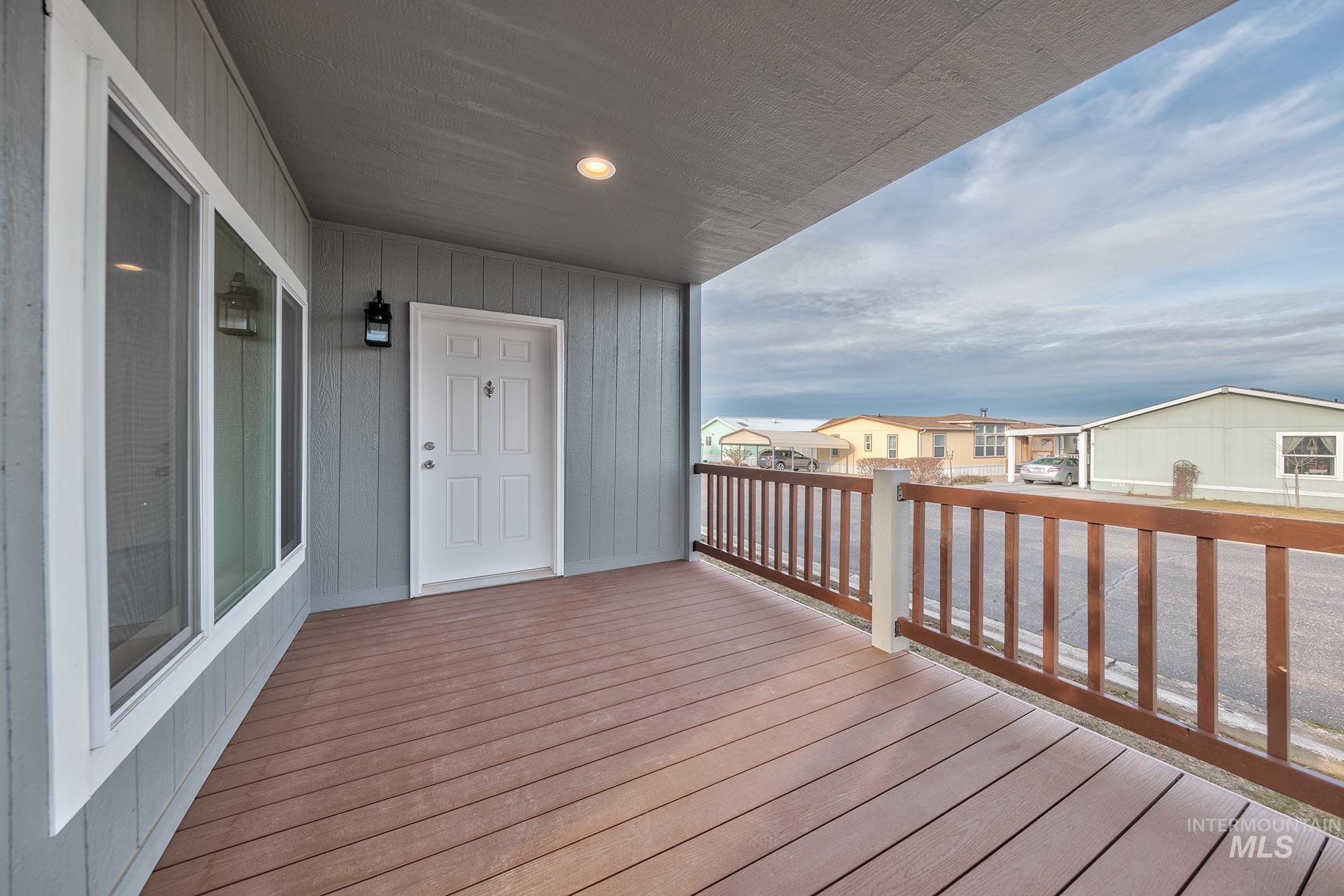 2750 Alden Road, Unit 8 8 Fruitland, ID 83619 - Photo 2 of 31 Deck with a residential view