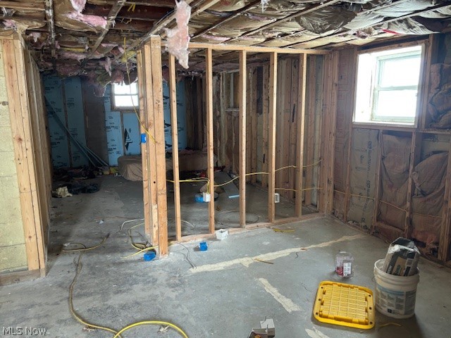 16310 Madison Road Middlefield, OH 44062 - Photo 10 of 30