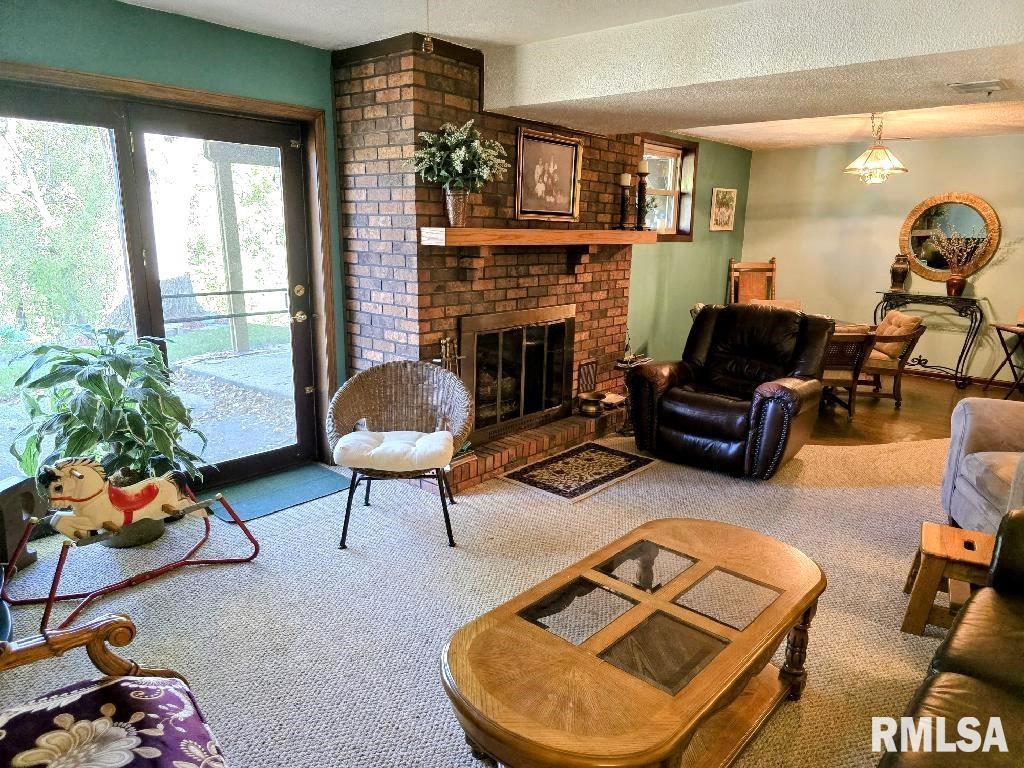 1913 Quail Hollow Road Pekin, IL 61554 - Photo 23 of 29 Gallery Image 23