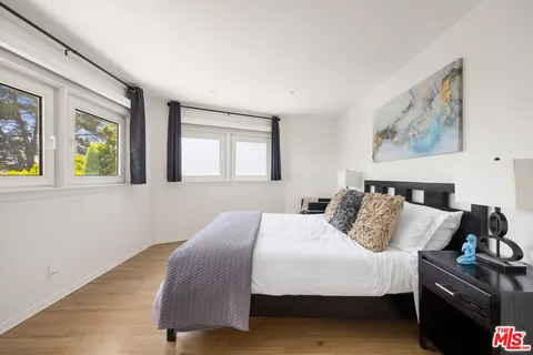 $4,195,000 | 1244 Stradella Road, Los Angeles, CA 90077