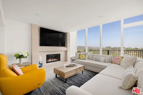 $4,195,000 | 1244 Stradella Road, Los Angeles, CA 90077