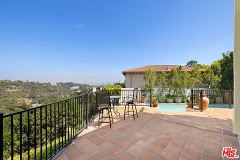 $4,195,000 | 1244 Stradella Road, Los Angeles, CA 90077