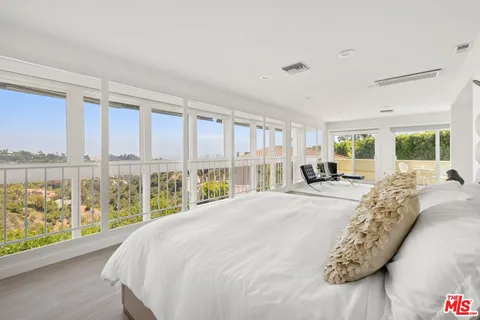 $4,195,000 | 1244 Stradella Road, Los Angeles, CA 90077