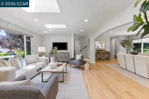$1,598,000 | 2023 Devita Court, Walnut Creek, CA 94595