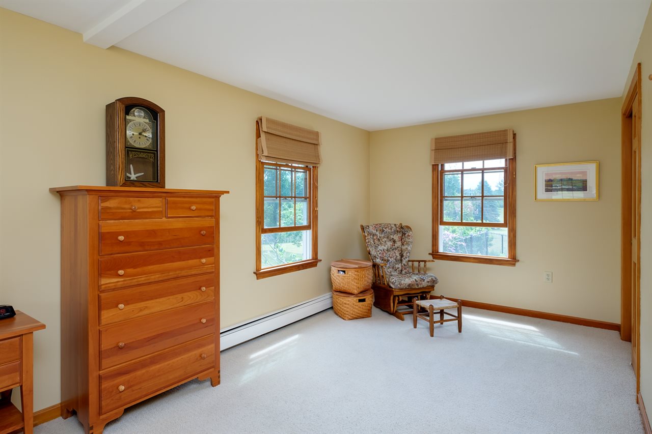 9 Holmgren Road Stratham, NH 03885 - Photo 15 of 32