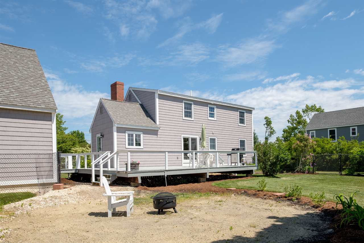 9 Holmgren Road Stratham, NH 03885 - Photo 26 of 32