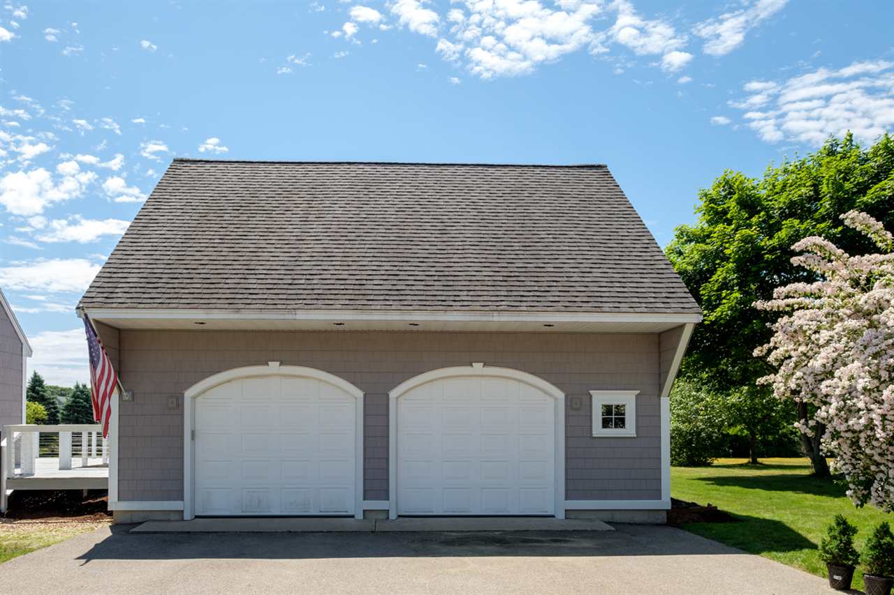 9 Holmgren Road Stratham, NH 03885 - Photo 27 of 32