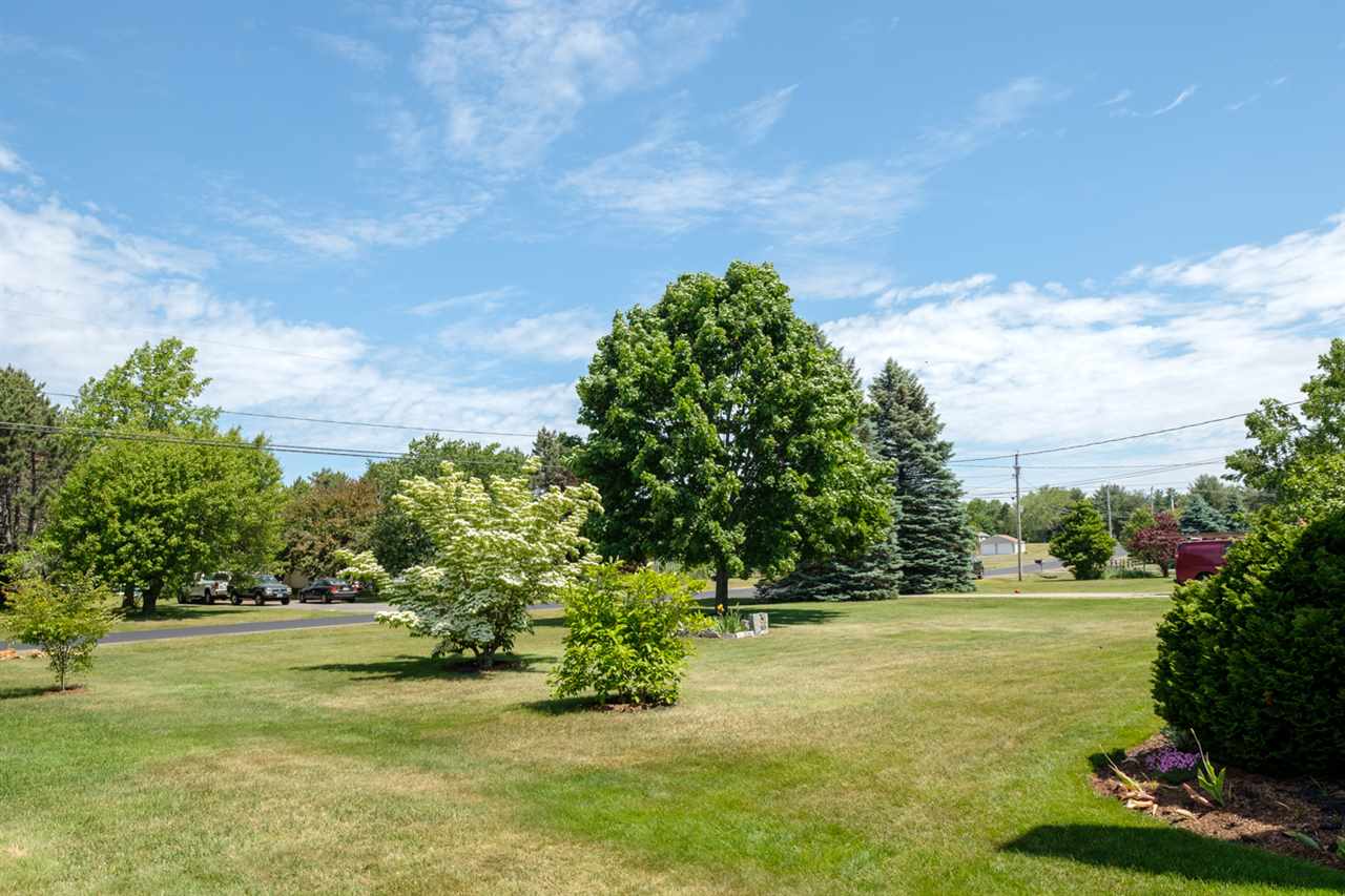 9 Holmgren Road Stratham, NH 03885 - Photo 29 of 32