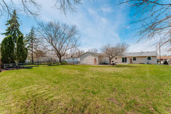 $269,900 | 1041 London Street, Menasha, WI 54952