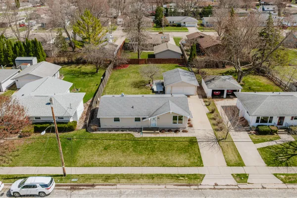 $269,900 | 1041 London Street, Menasha, WI 54952