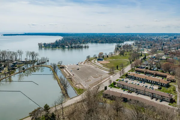 $269,900 | 1041 London Street, Menasha, WI 54952