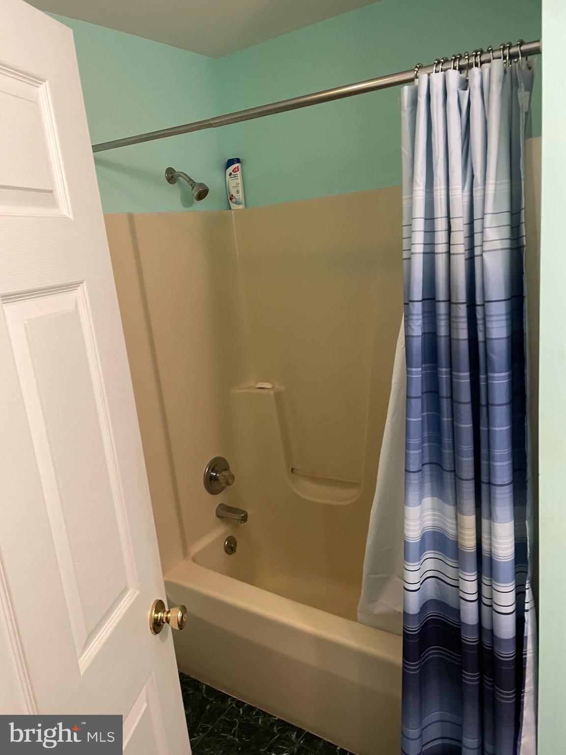 2520 Stoverstown Road Spring Grove, PA 17362 - Photo 9 of 29