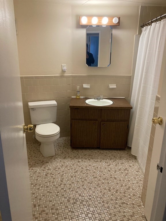 152 Turner Road, Unit 15 Holliston, MA 01746 - Photo 4 of 7 Gallery Image 4