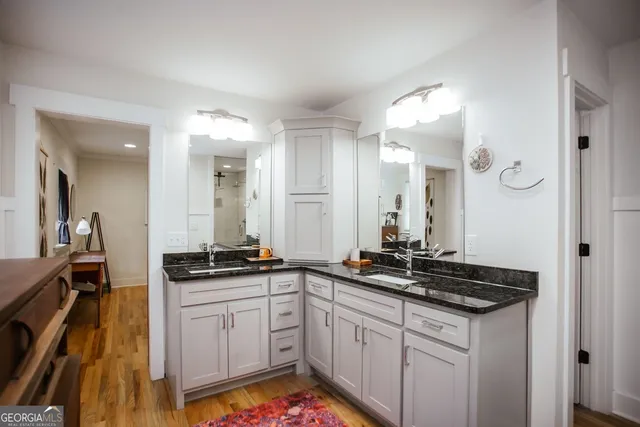 $3,200 | 284 The Plaza, Athens, GA 30606