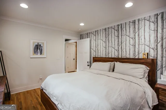 $3,200 | 284 The Plaza, Athens, GA 30606