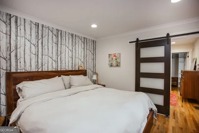 $3,200 | 284 The Plaza, Athens, GA 30606