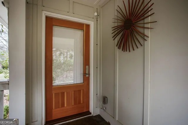 $3,200 | 284 The Plaza, Athens, GA 30606