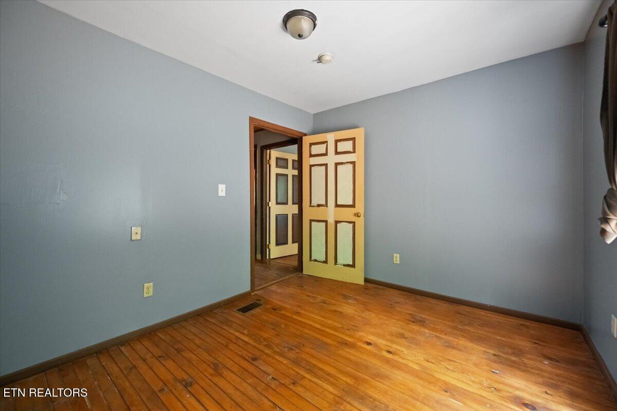 578 Fox Branch Road Clairfield, TN 37715 - Photo 15 of 38 21-578 Fox Branch Rd