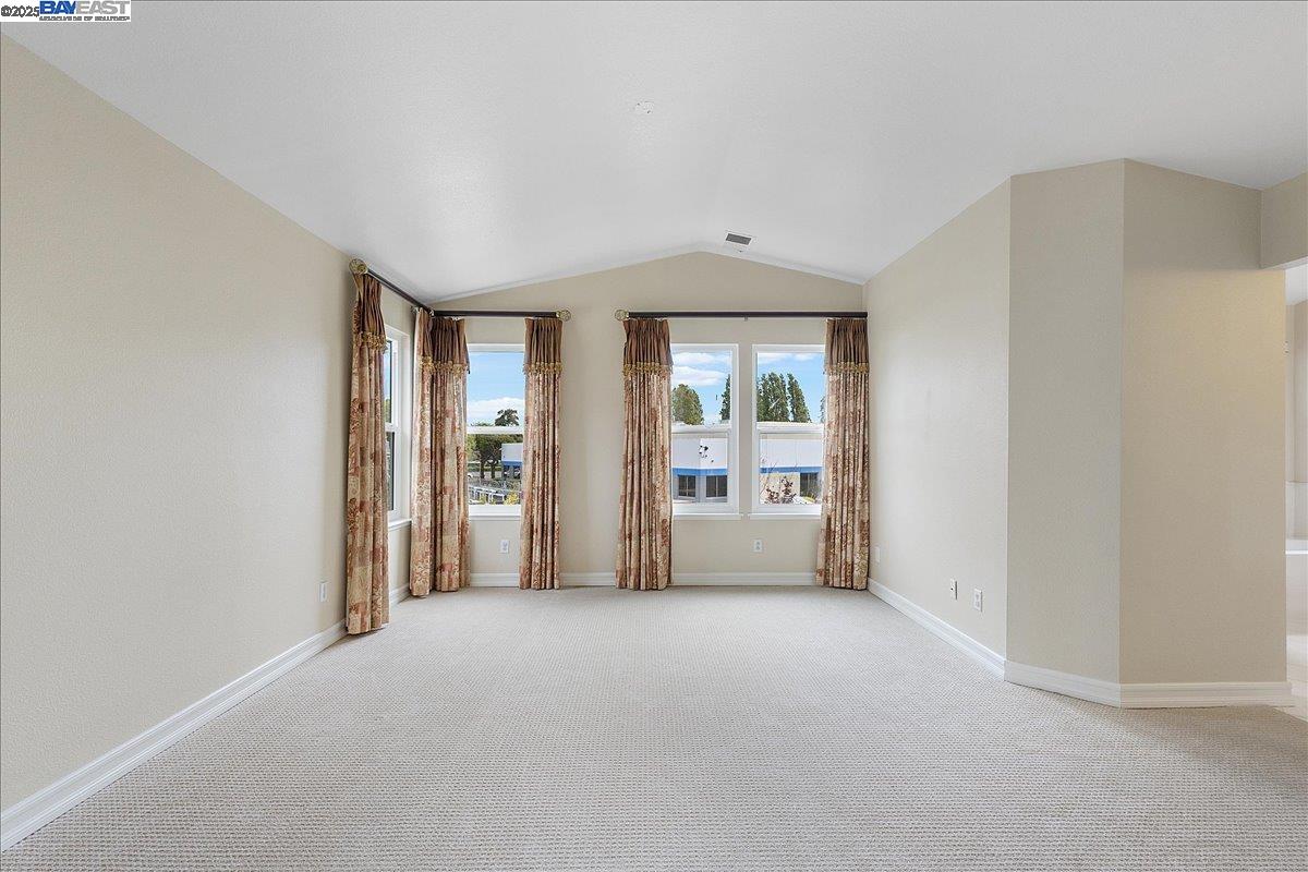 3 Cerruti Court Alameda, CA 94501 - Photo 13 of 22 a view of an empty room with a window