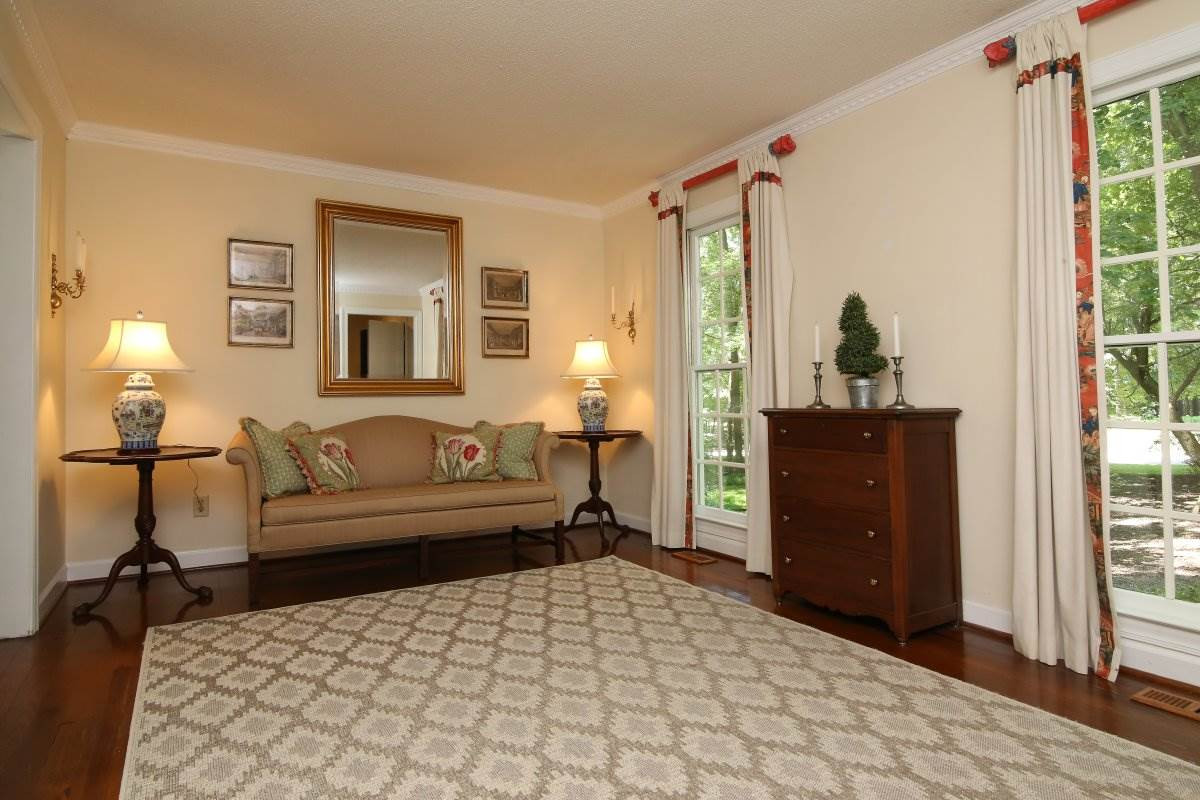 10004 Sycamore Road Raleigh, NC 27613 - Photo 5 of 25 Living Room