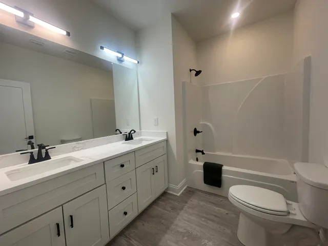 $2,300 | 5448 Jenee Court, Crestview, FL 32539