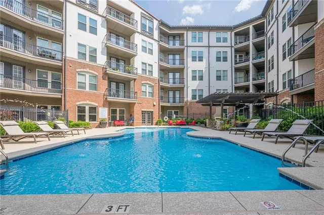 $305,000 | 901 Abernathy Road Northeast, Unit 3020, Sandy Springs, GA 30328