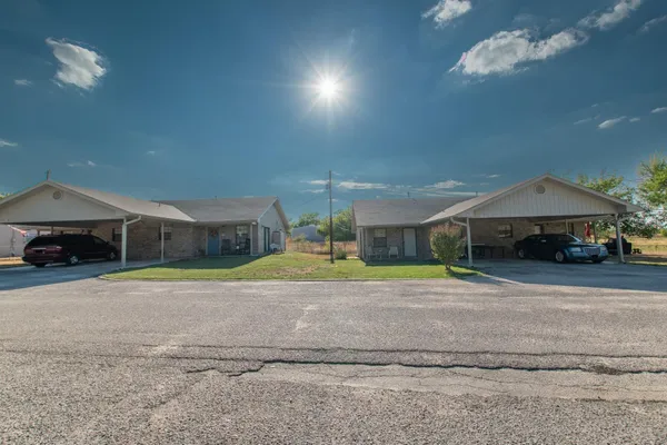 $1,449,000 | 1707 Fourth Street, Lampasas, TX 76550