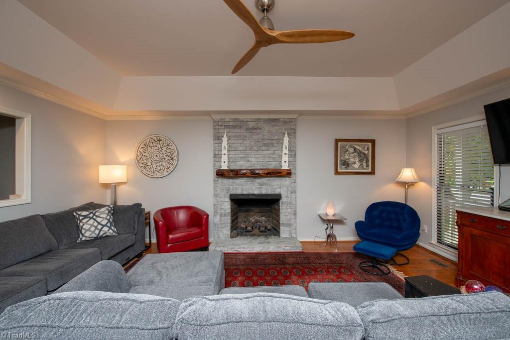 5107 Nantucket Road Greensboro, NC 27455 - Photo 12 of 50 Great Room