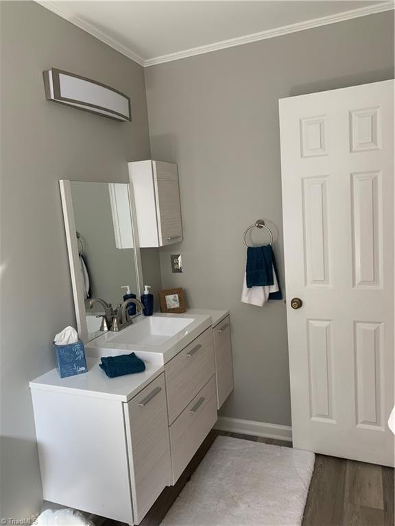 5107 Nantucket Road Greensboro, NC 27455 - Photo 35 of 50 2nd Bathroom