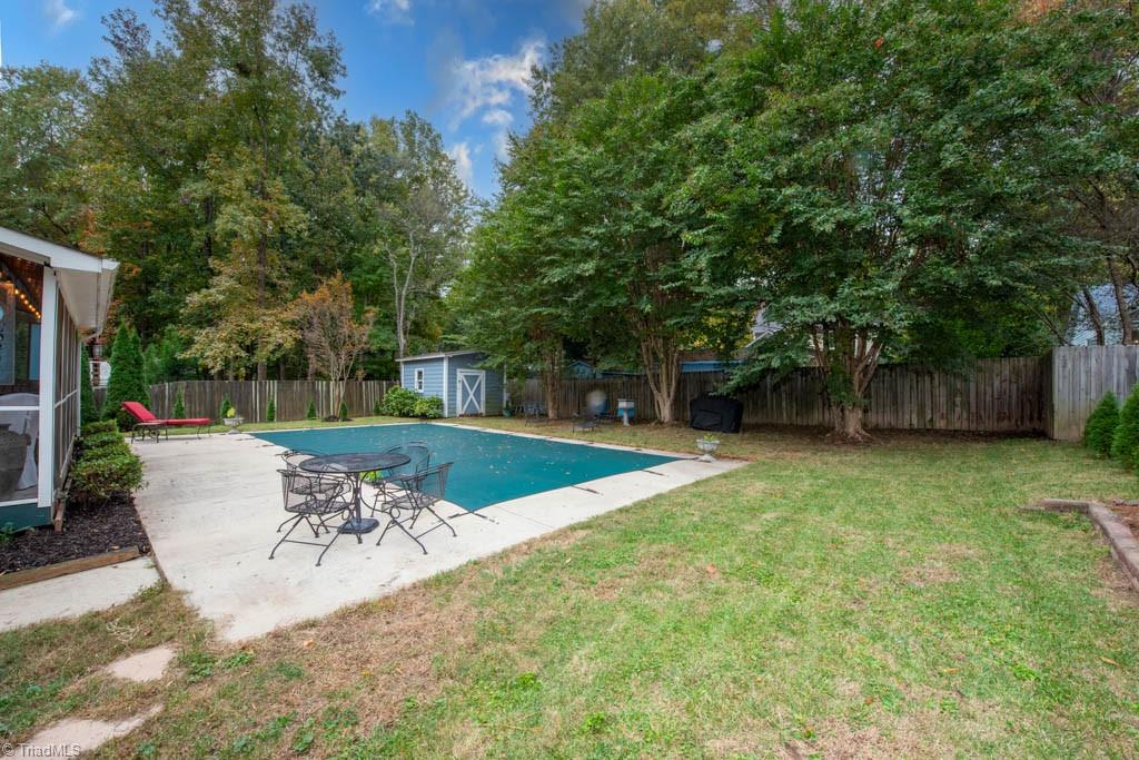 5107 Nantucket Road Greensboro, NC 27455 - Photo 49 of 50 Pool area