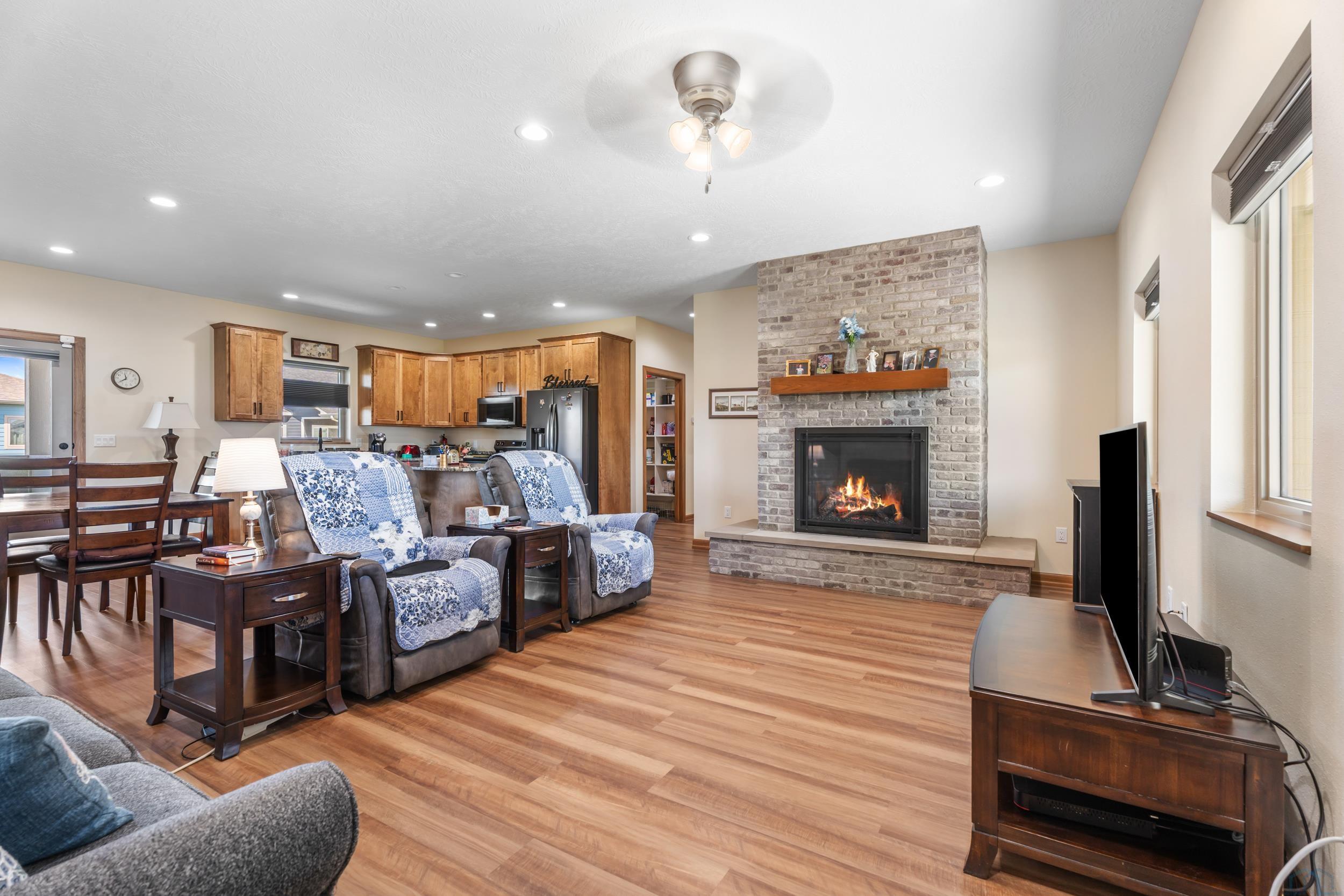 326 Wilder Road Vermillion, SD 57069 - Photo 5 of 45 Gallery Image 5