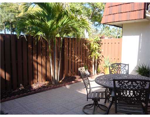 8043 Boca Rio Drive Boca Raton, FL 33433 - Photo 1 of 16 Primary Photo
