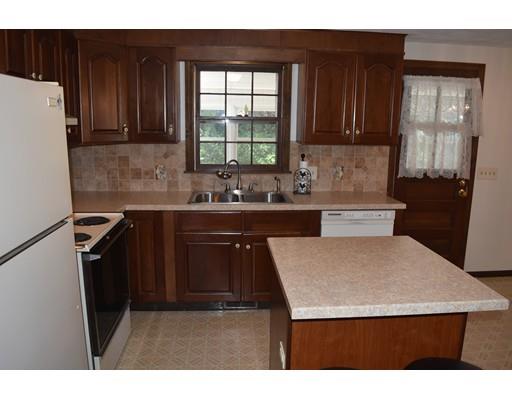 92 Rogers Road East Longmeadow, MA 01028 - Photo 11 of 30 Gallery Image 11