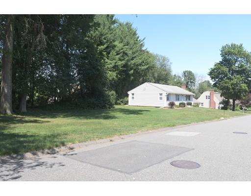 92 Rogers Road East Longmeadow, MA 01028 - Photo 2 of 30 Gallery Image 2