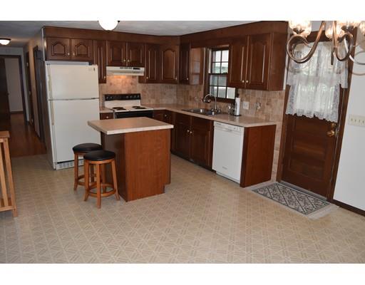 92 Rogers Road East Longmeadow, MA 01028 - Photo 10 of 30 Gallery Image 10