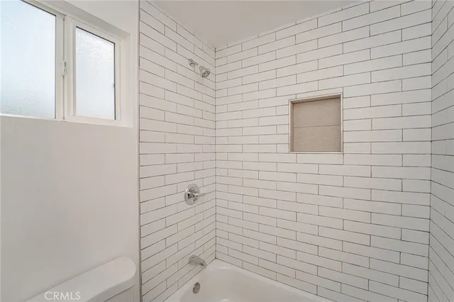 $2,350 | 11420 Clovis Avenue, Los Angeles, CA 90059