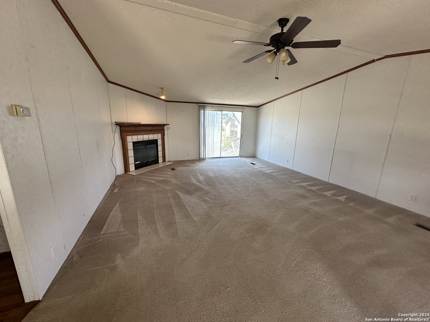 4050 South Highway 16 Bandera, TX 78003 - Photo 2 of 8