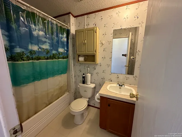 $1,500 | 4050 South Highway 16, Bandera, TX 78003