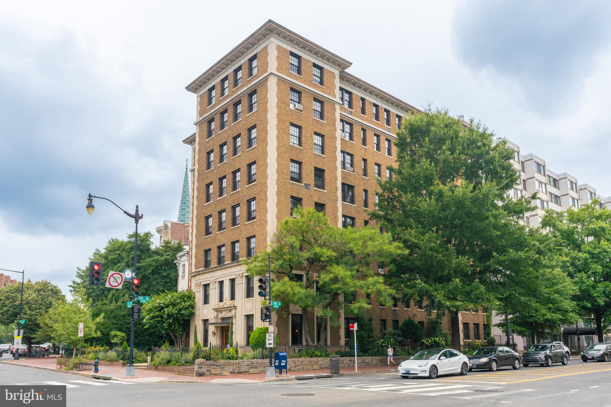 1101 L Street Northwest, Unit 608 Washington, DC 20005 - Photo 2 of 19