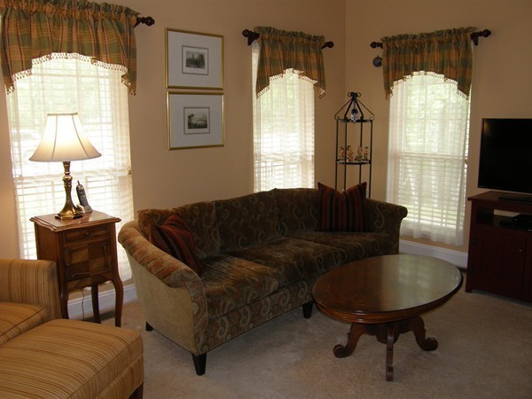 8 Grover Lane Foxboro, MA 02035 - Photo 11 of 30 Gallery Image 11