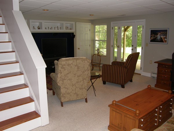 8 Grover Lane Foxboro, MA 02035 - Photo 17 of 30 Gallery Image 17