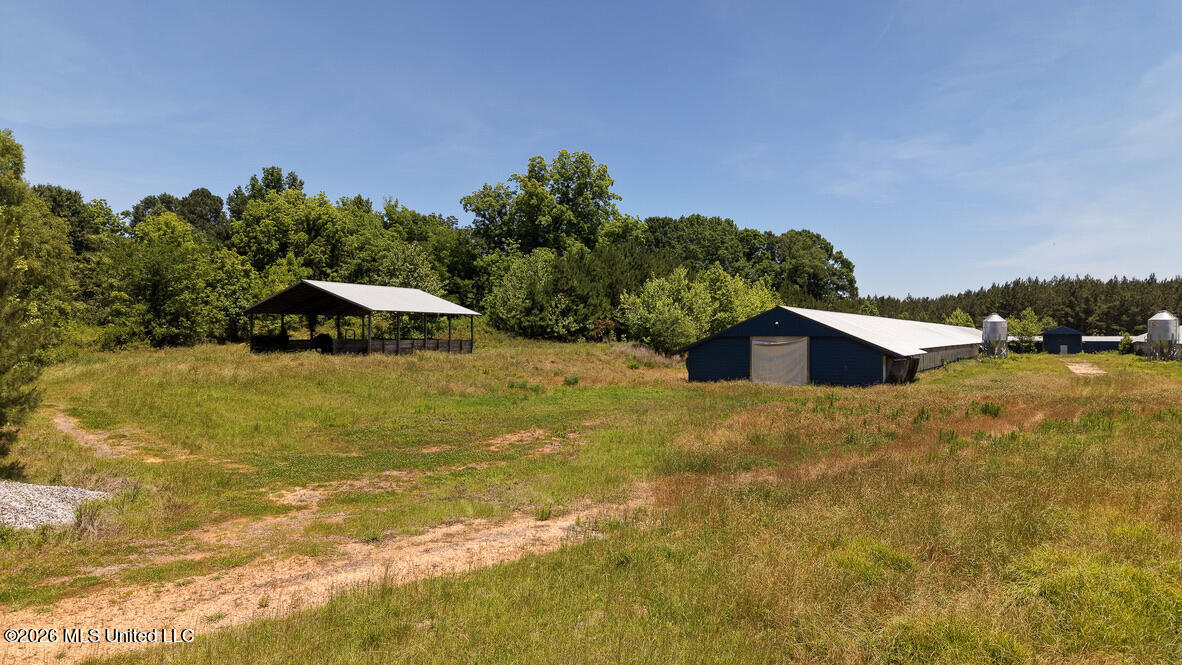 3037 Hickory Fellowship Road Hickory, MS 39332 - Photo 22 of 38 A7ECC430-FC14-4235-B485-99A2C503B361_1_1