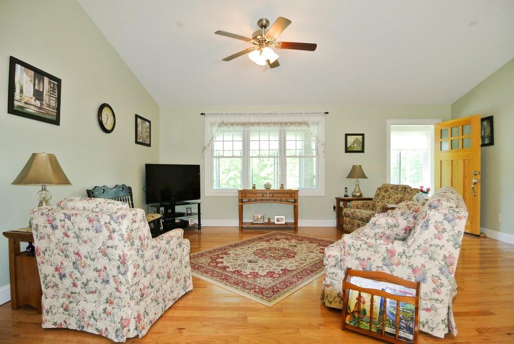 106 Bernier Road Sanford, ME 04073 - Photo 4 of 35 Photo
