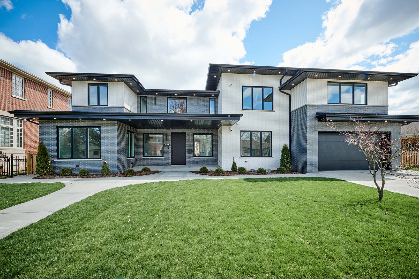 6949 North Karlov Ave