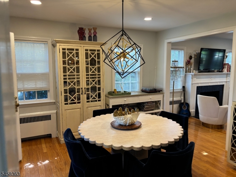 48 Adams Place Glen Ridge, NJ 07028 - Photo 8 of 32 Gallery Image 8
